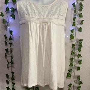 Max Studio white lace tank top